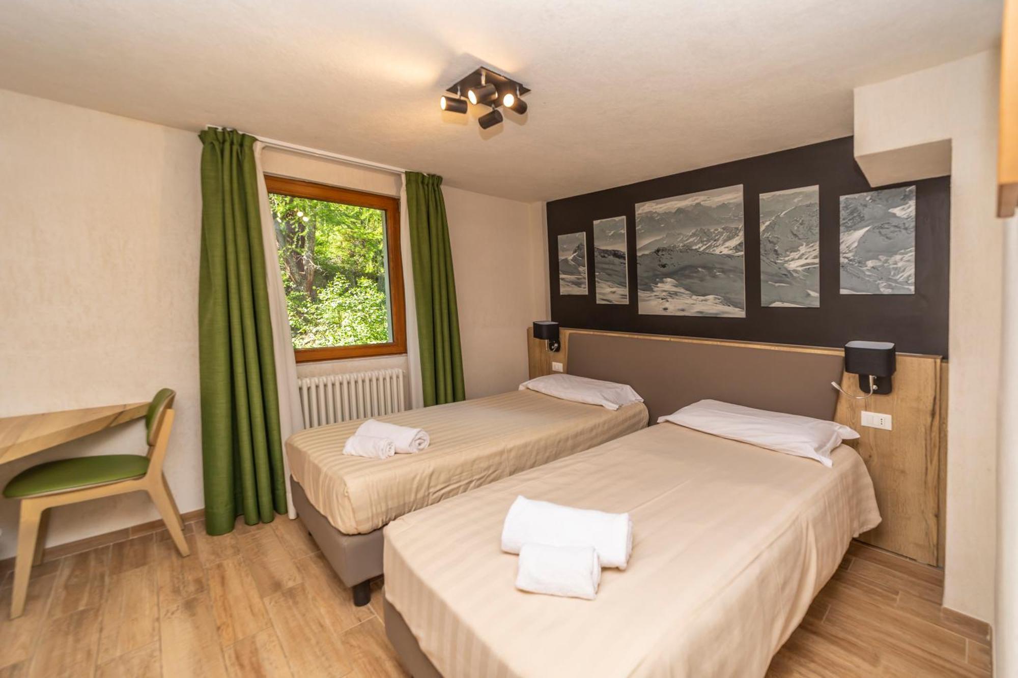 Hotel Petit Palais Breuil-Cervinia Phòng bức ảnh